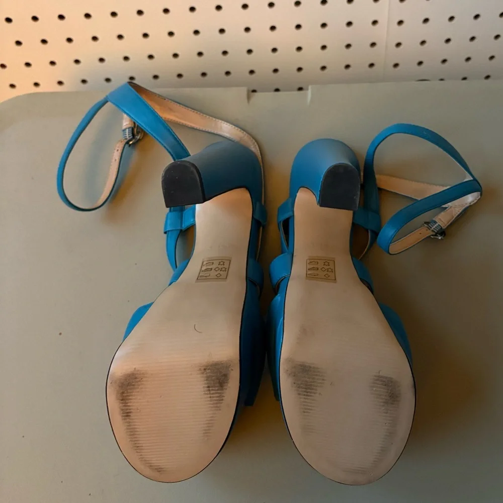 Aldo Teal Strappy Platform Heels size 8.5